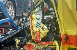 Nehoda sanitky s odtahovým vozidlem si vyžádala život našeho kolegy