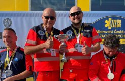 Druhý ročník Mistrovství řidičů záchranných služeb vyhrál tým ze ZZS Olomouckého kraje